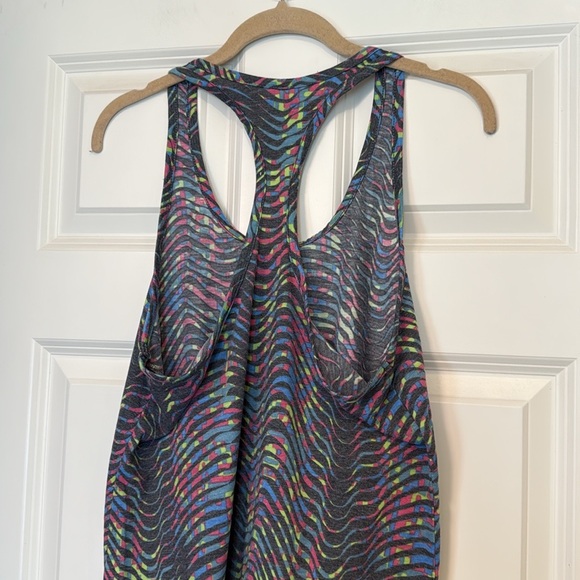 Nike Running Tank - Picture 3 of 3